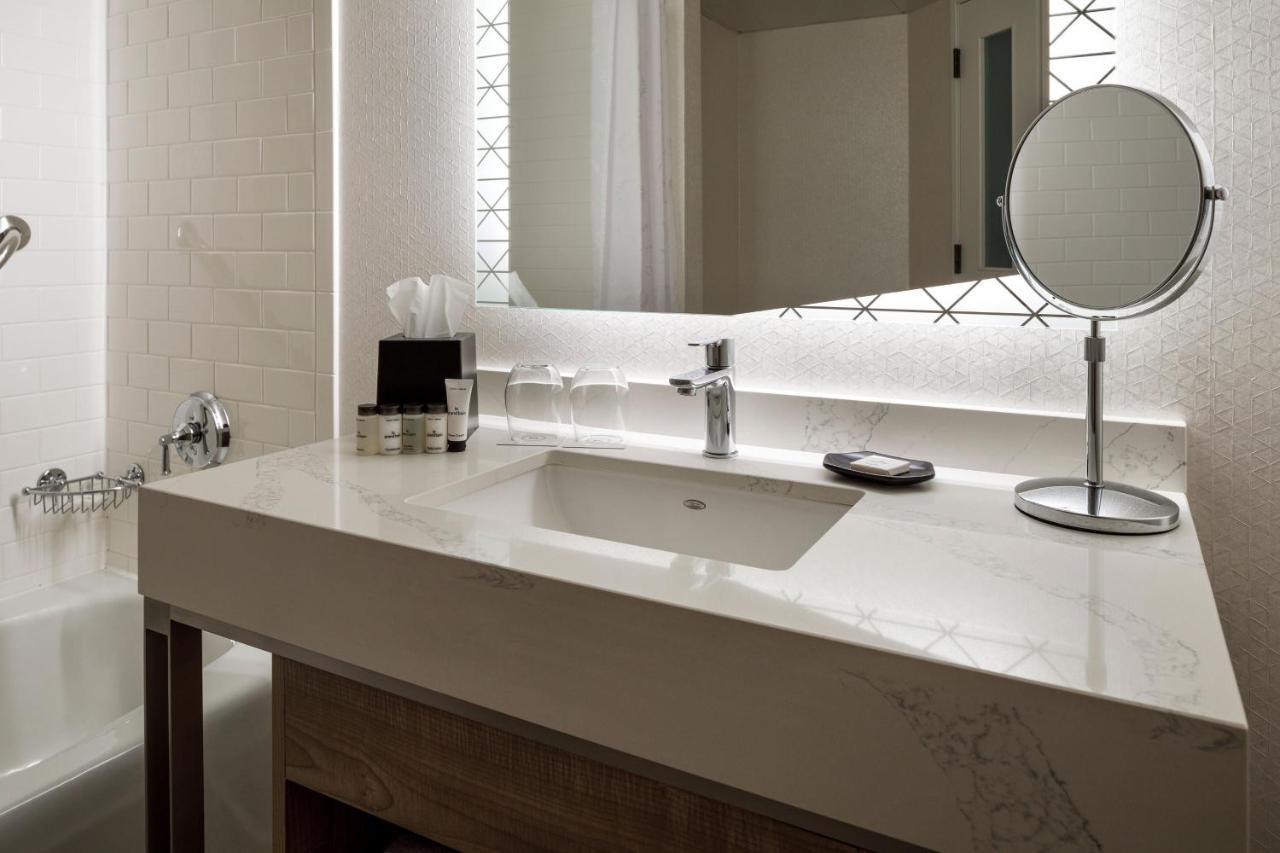 Sheraton Duluth Hotel Bagian luar foto