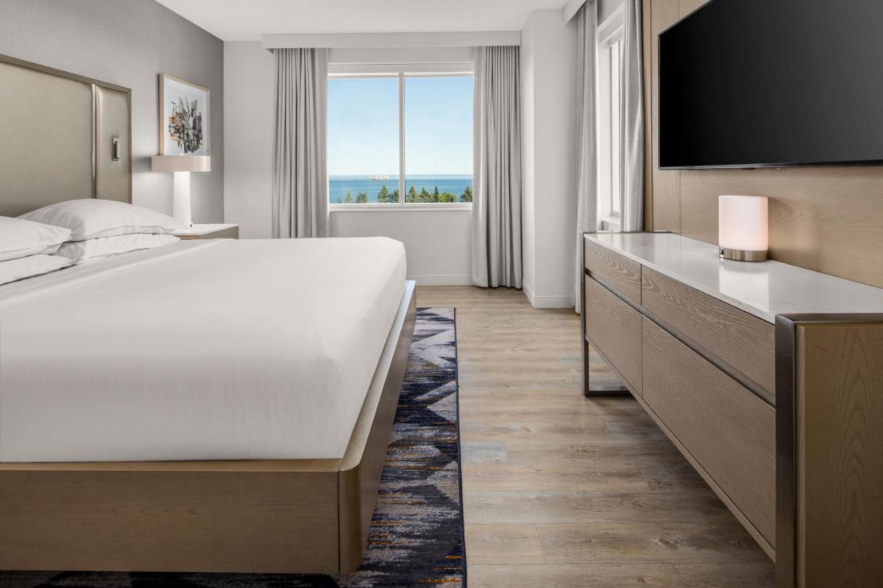 Sheraton Duluth Hotel Bagian luar foto