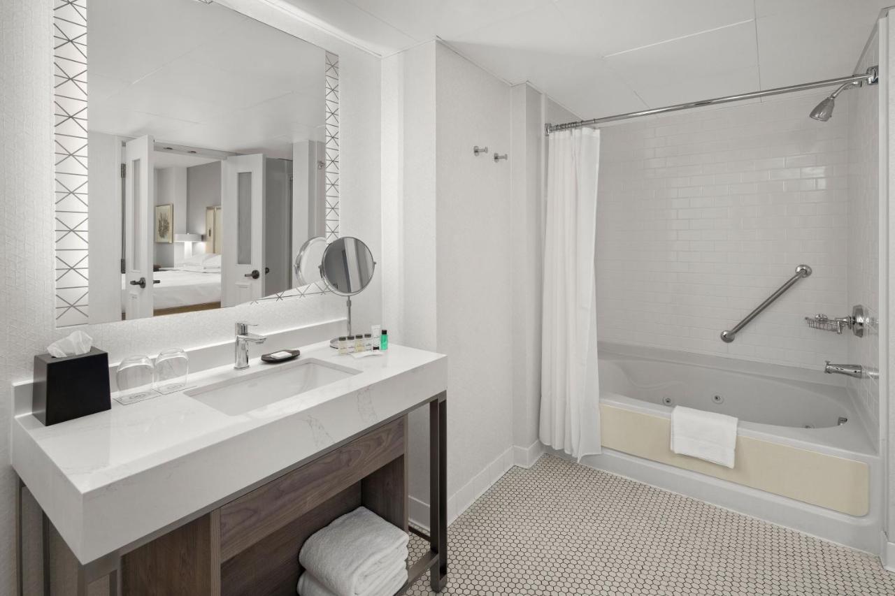 Sheraton Duluth Hotel Bagian luar foto