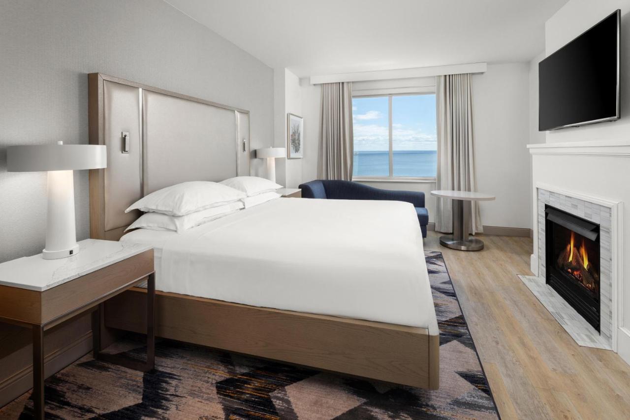 Sheraton Duluth Hotel Bagian luar foto