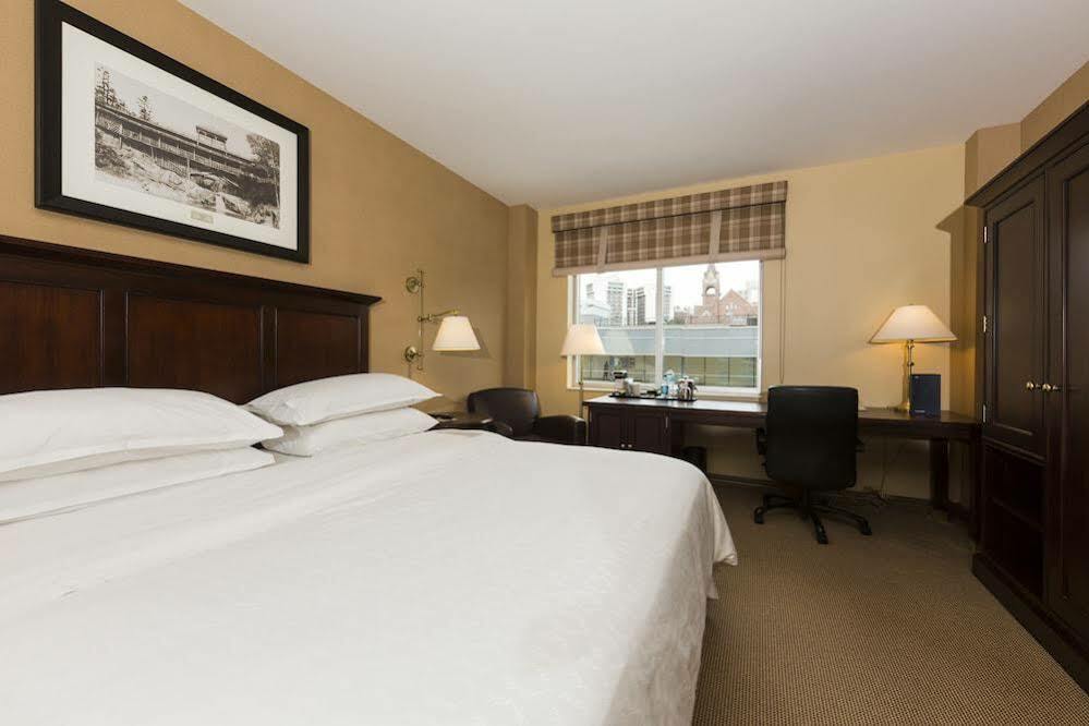 Sheraton Duluth Hotel Bagian luar foto