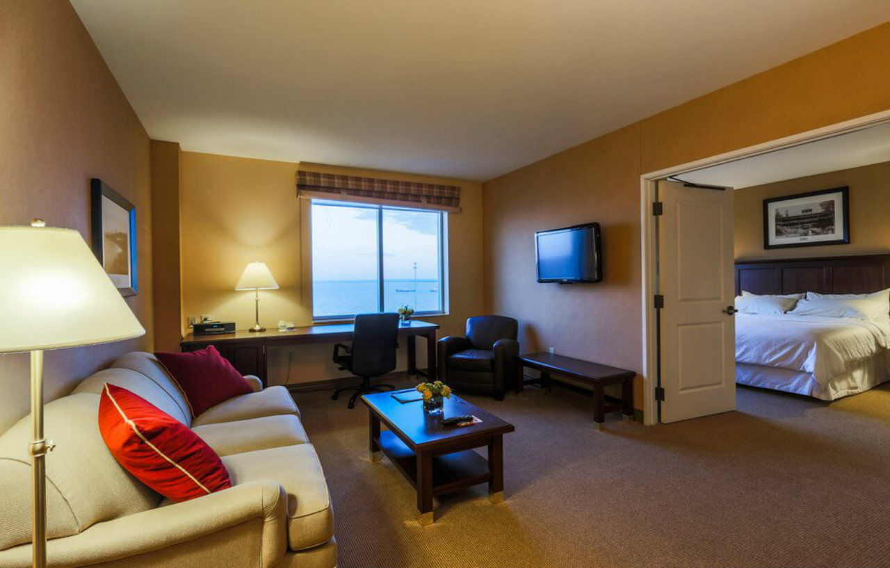 Sheraton Duluth Hotel Bagian luar foto
